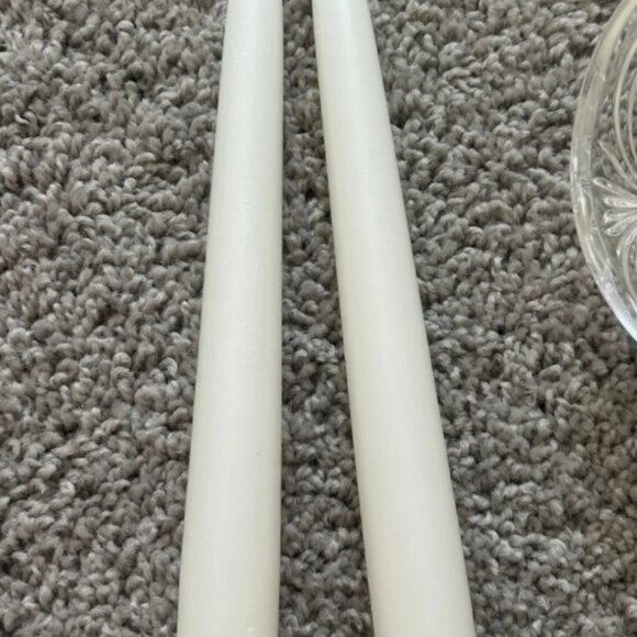 Vintage 1994 Italy 24% Lead Crystal Shell Candle Holders w/White Tapers - Picture 7 of 9